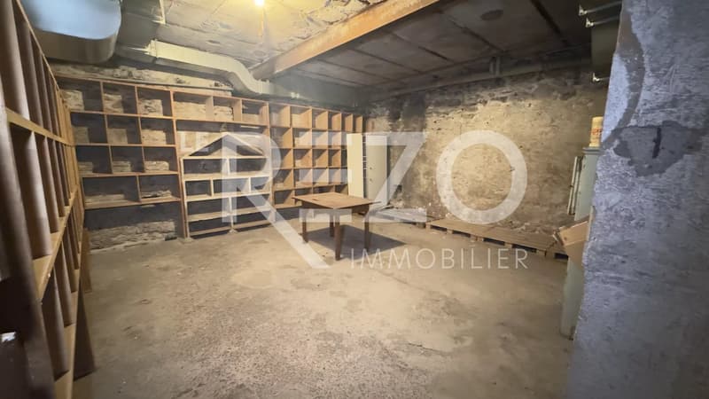 Commercial property with high potential ? Former train station buffet (10)