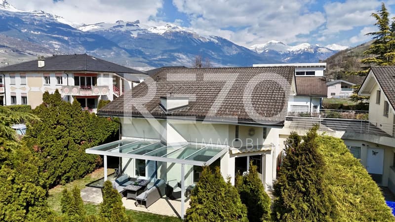 Molto bella casa con giardino a Chalais (3966) (2)
