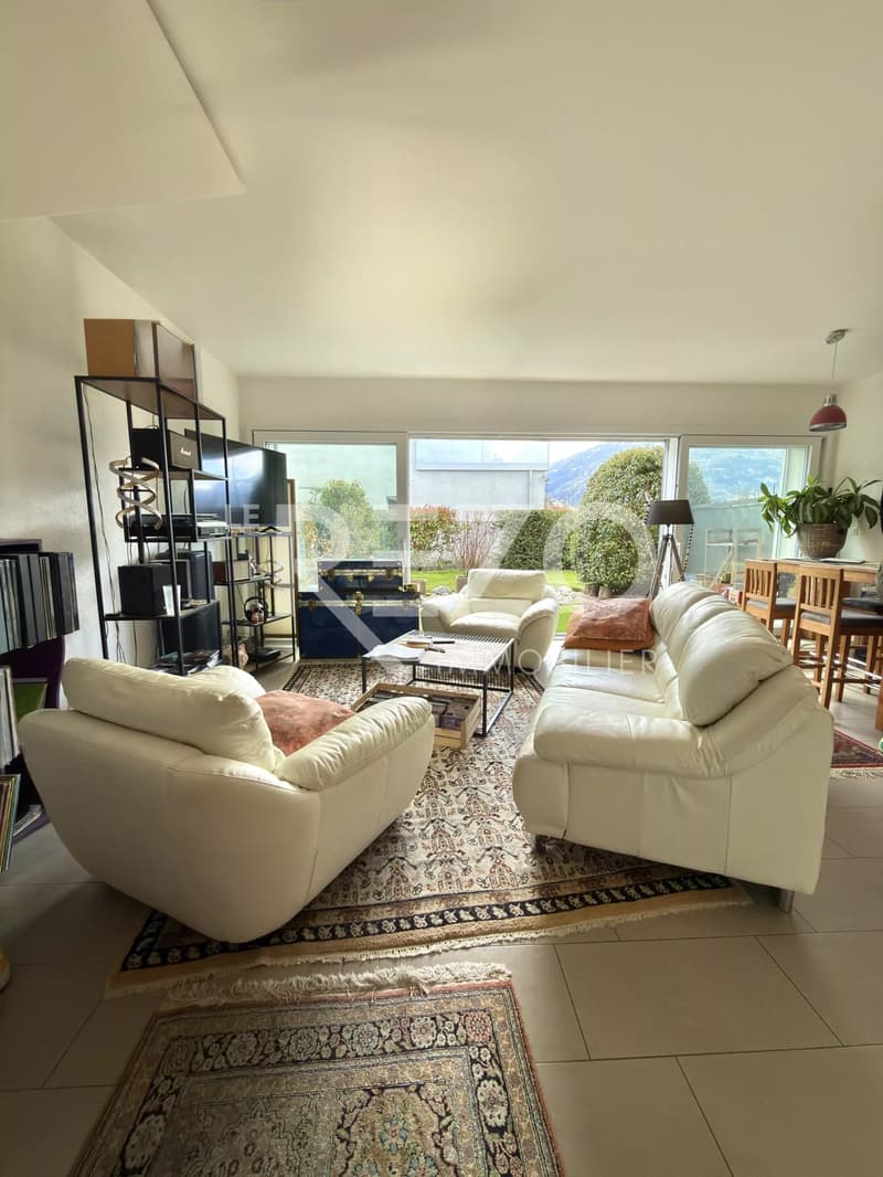 Comfortable 3.5-room duplex with terrace and garden - Uvrier (1958) (2)
