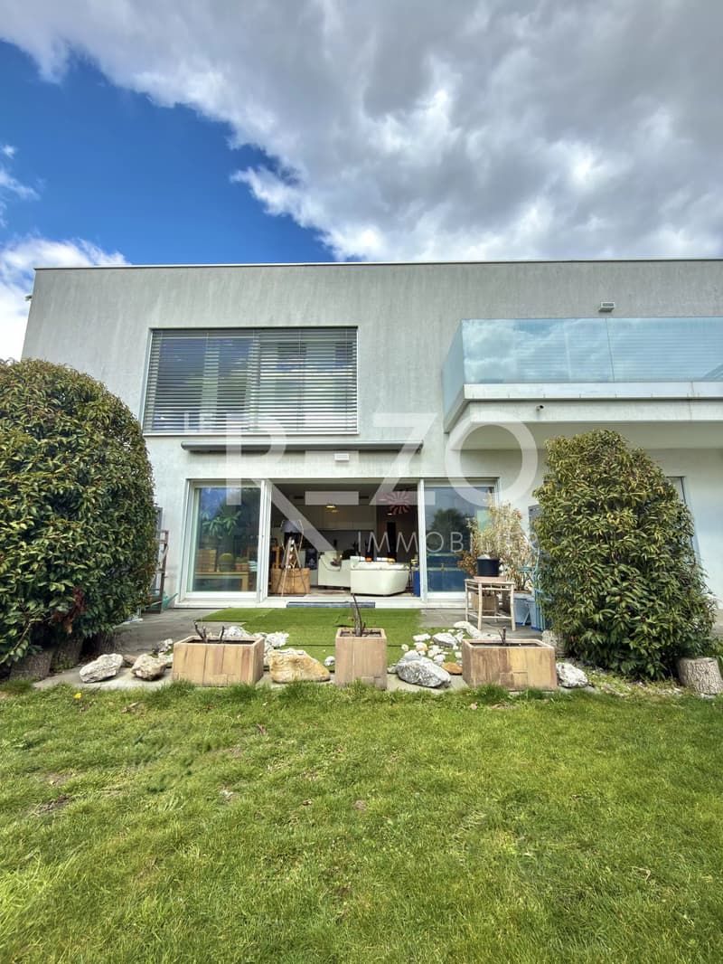 Comfortable 3.5-room duplex with terrace and garden - Uvrier (1958) (1)