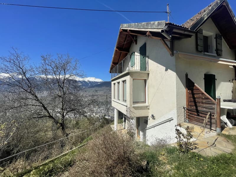 House and beautiful plots of land (12)