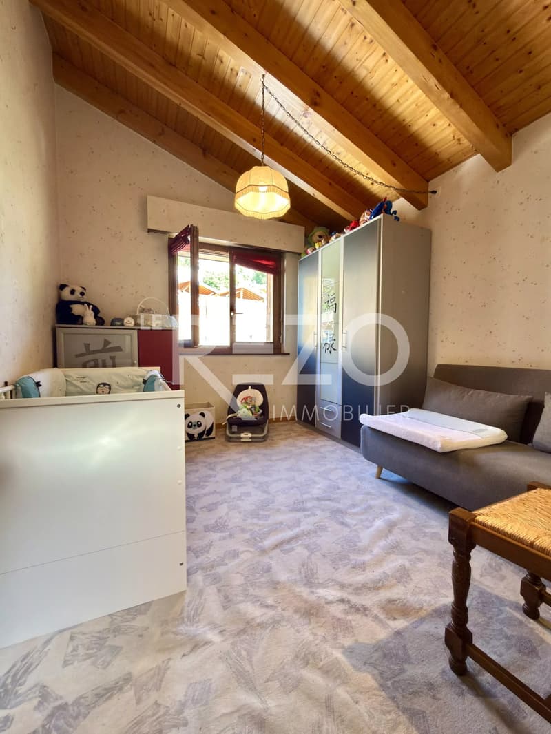 Spacious attic of 6.5 rooms with terrace and panoramic view - Savièse (13)