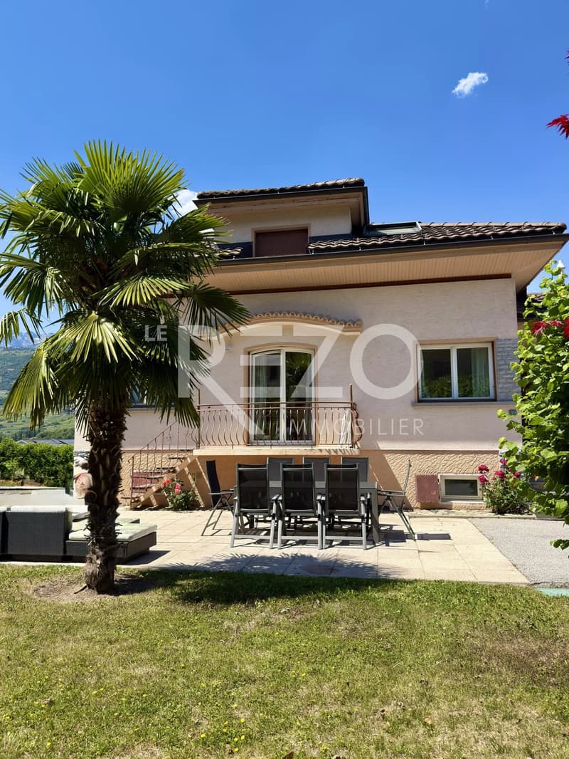 Confortable maison familiale sur grand terrain de 780m2. Réchy. (1)