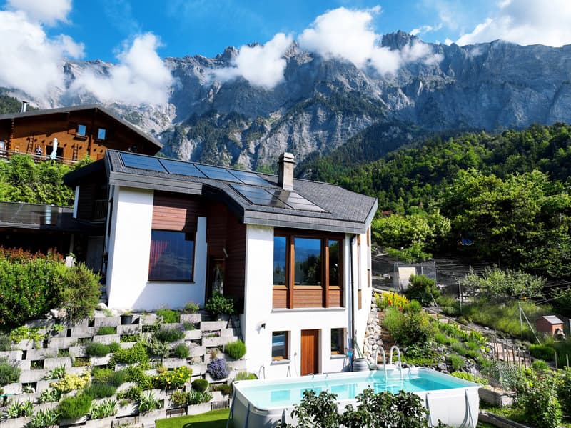 Charming family villa with covered terrace and exceptional view in Chamoson (1)