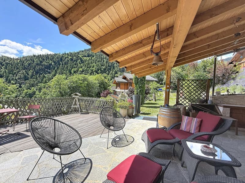 Charming family villa with covered terrace and exceptional view in Chamoson (13)