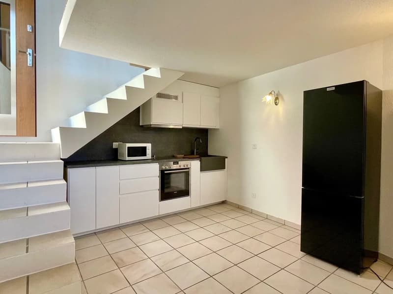 2 Stanze Duplex nel Centro di Sierre (4)