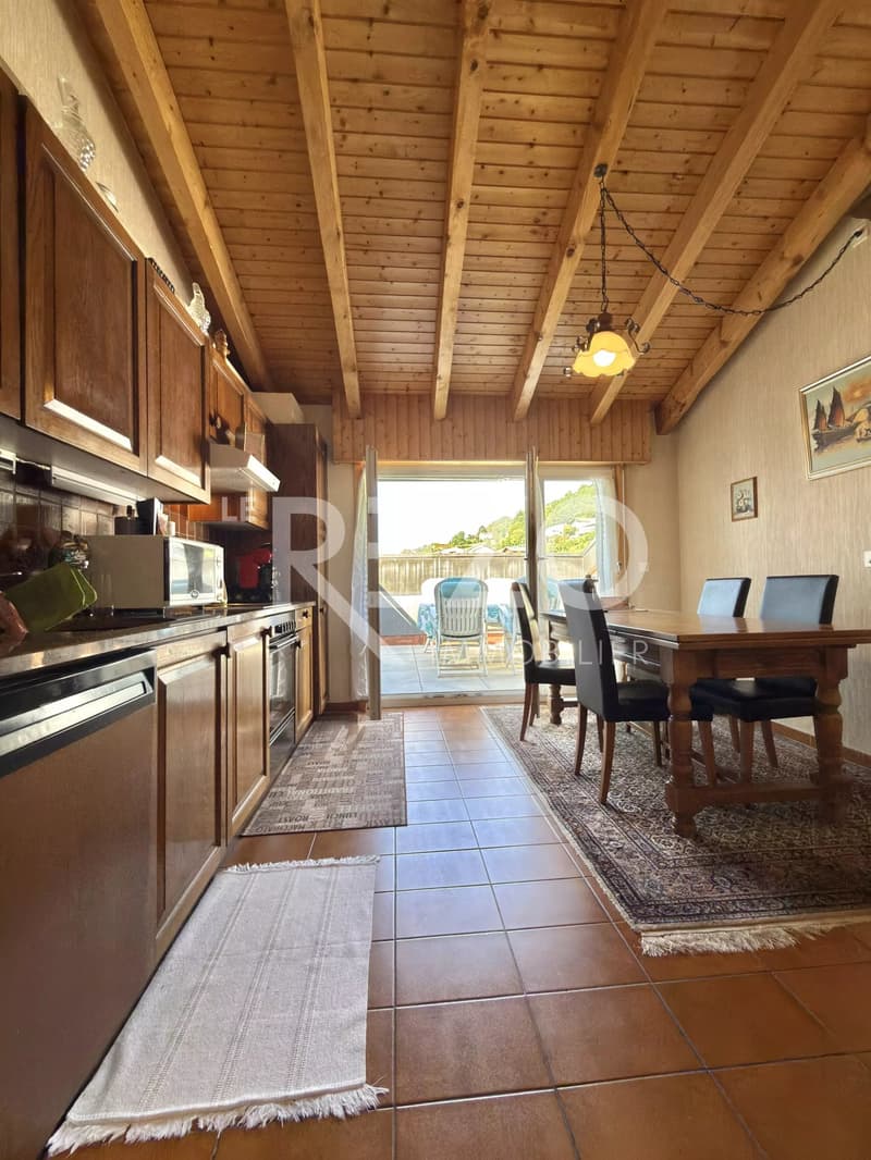 Spacieux attique de 6,5 pièces avec terrasse et vue panoramique - Savièse (8)