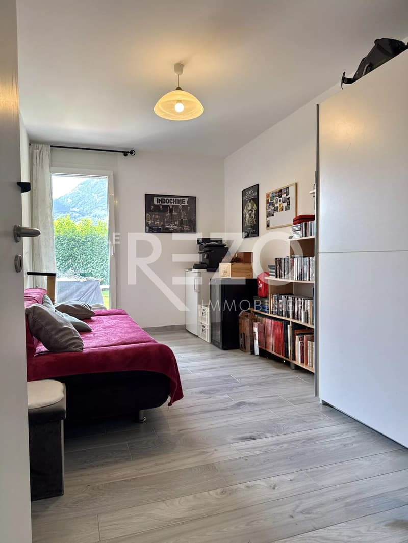 Confortable appartement de 3,5 pièces avec jardin. Vétroz, VS. (10)