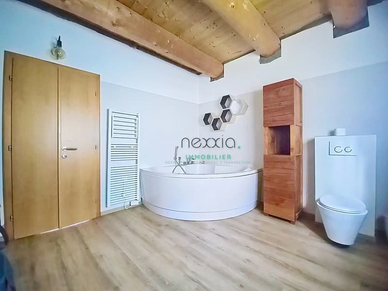 Magnifique chalet avec vue panoramique à Nax (5)