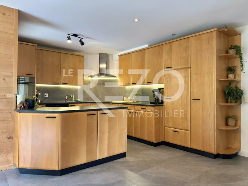 Appartement de 4,5 pièces avec balcon et vue panoramique. Troistorrents, VS (4)