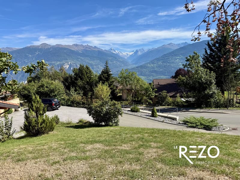 Terrain constructible avec superbe vue panoramique. Savièse, VS. (2)