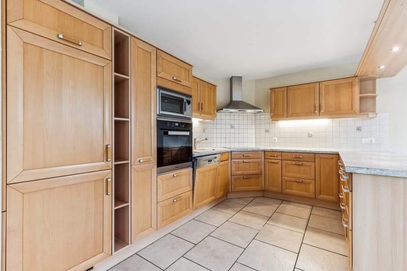 Beautiful apartment with garden in the heart of Lonay (3)