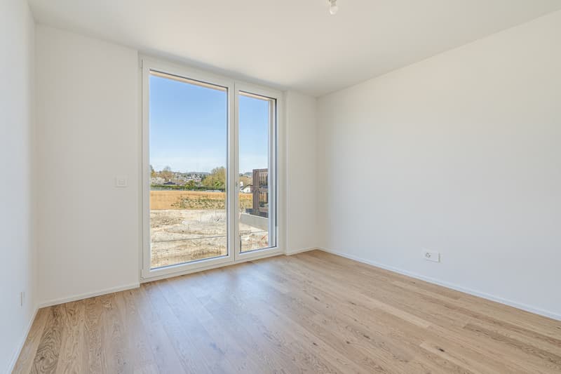 4,5 pièces neuf avec un généreux balcon (3)