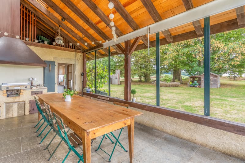 Unique en Romandie ! Ferme rénovée avec piscine en zone agricole (6)
