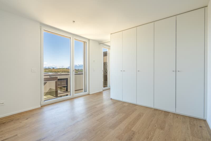 Splendide 4,5 pièces avec spacieux balcon au dernier étage (7)