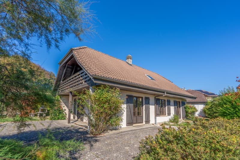 Charmante maison aux portes de Lausanne, en bordure de zone agricole (1)