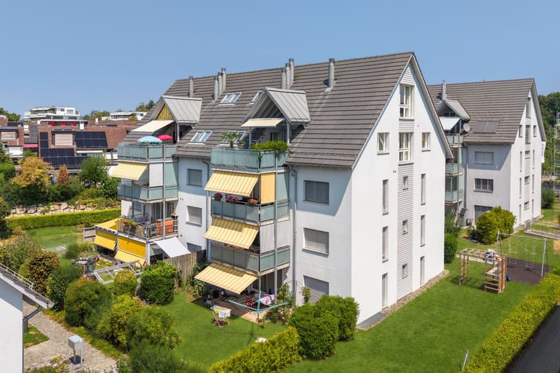 Grosszügige Dach-Maisonettewohnung mit Südwestterrasse und Alpensicht (2)