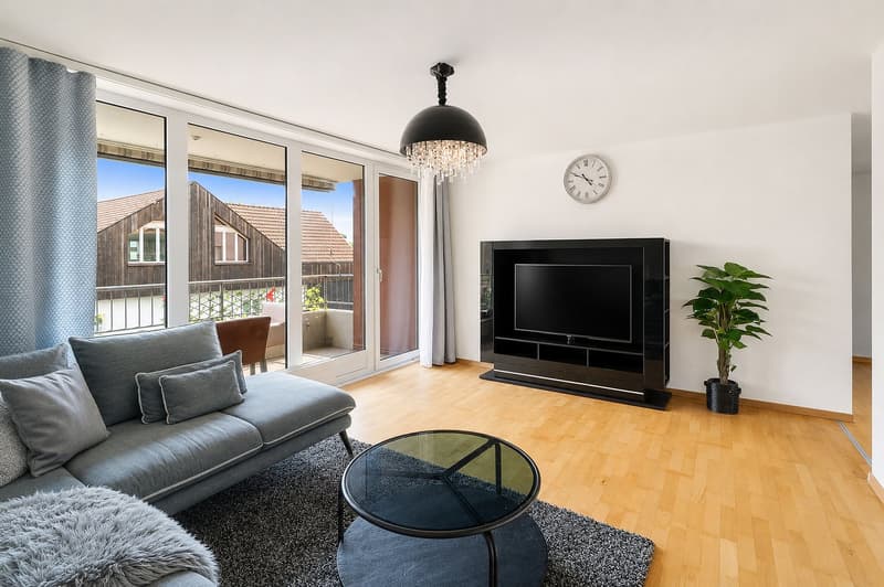 Helle Wohnung mit Balkon und Dachterrasse (8)