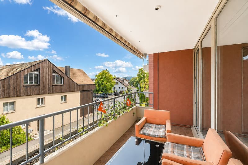 Helle Wohnung mit Balkon und Dachterrasse (11)