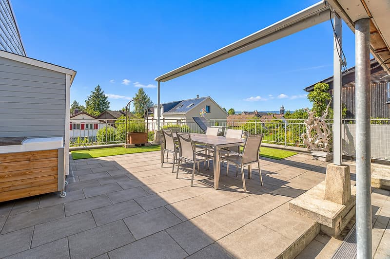 Familienhaus mit Sonnenterrasse und Garten (10)