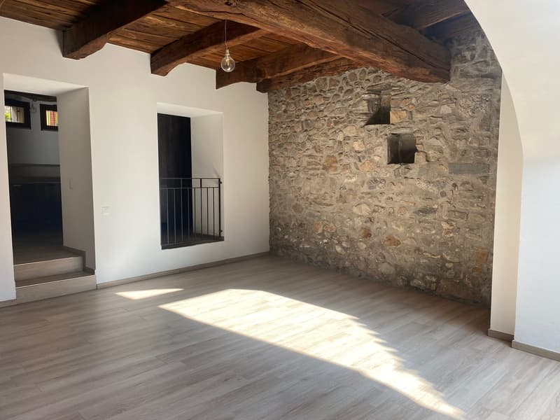 Charakteristische 3,5-Zimmer-Wohnung mit Innenhof (4)