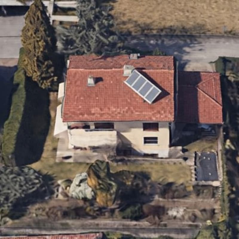Splendida Villa di 9 Locali a Manno, Ticino (1)