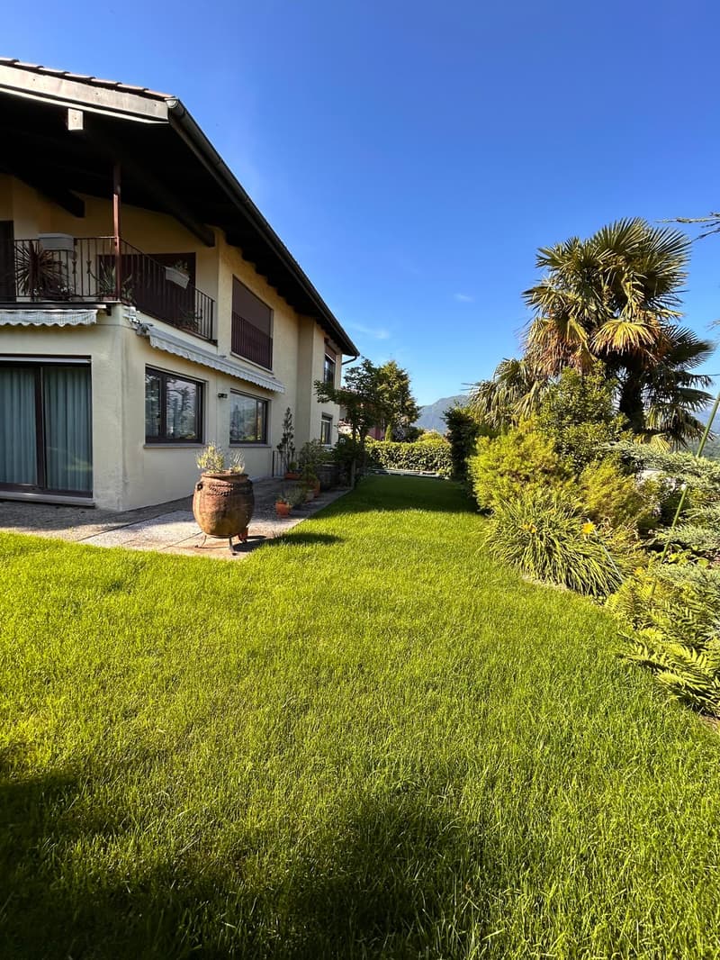 Prächtige 9-Zimmer-Villa in Manno, Tessin (3)