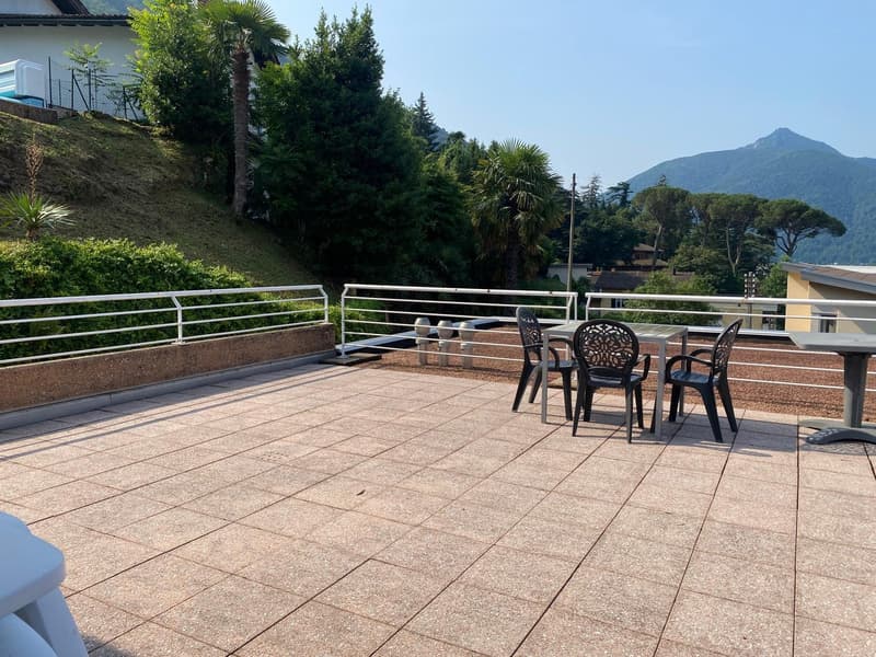 Atemberaubendes 4,5-Zimmer-Dachapartment mit Seeblick in Bissone (18)