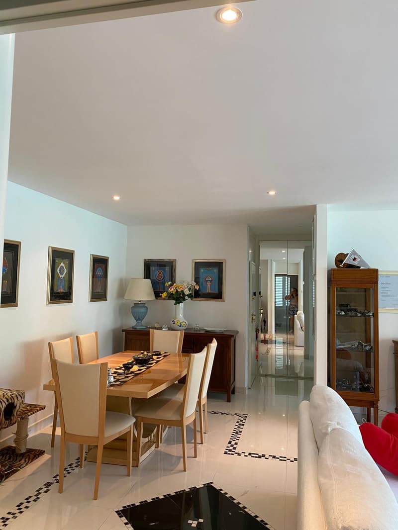Atemberaubendes 4,5-Zimmer-Dachapartment mit Seeblick in Bissone (5)