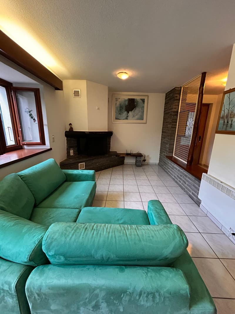Independent house in the heart of Medeglia (4)