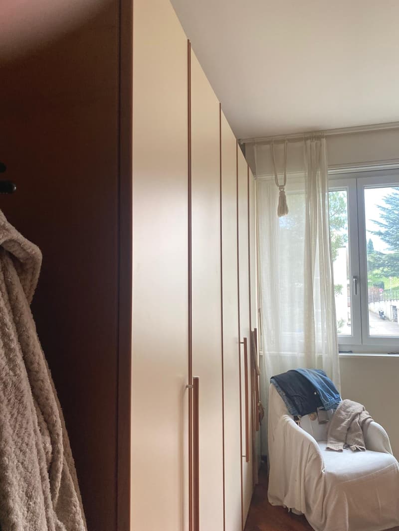 Appartement confortable de 4 pièces avec vue partielle sur le lac (10)