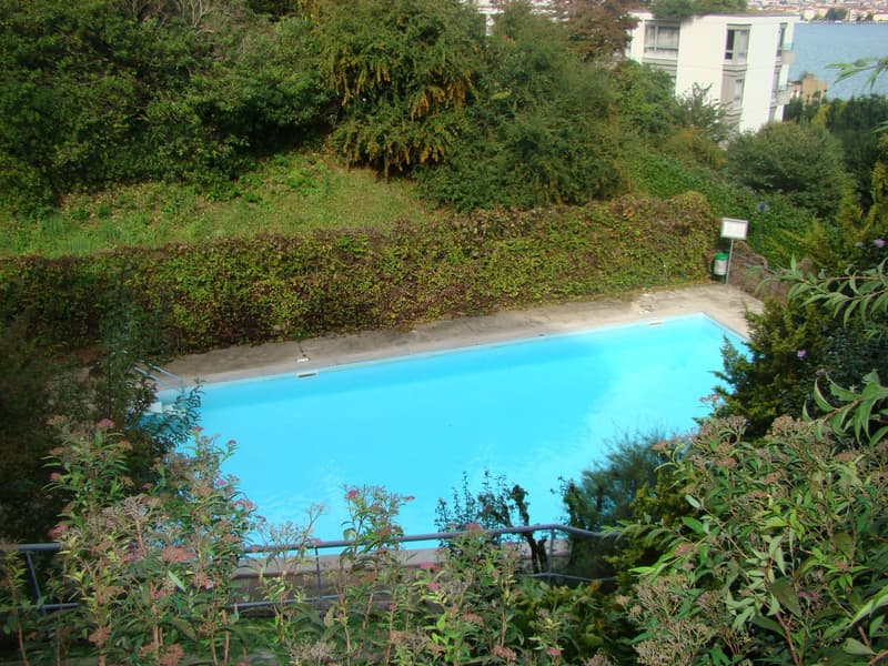 Appartement confortable de 4 pièces avec vue partielle sur le lac (17)