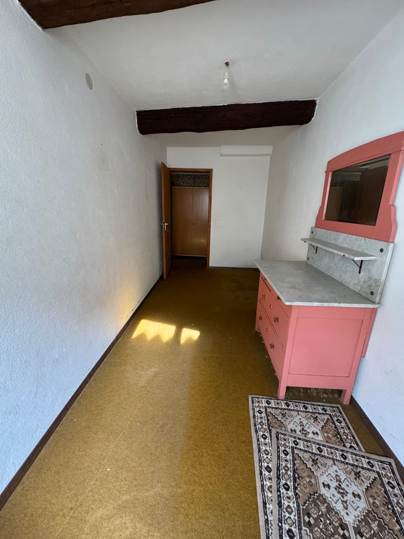 Casa di nucleo con 2 appartamenti e 18 locali a Vernate (32)