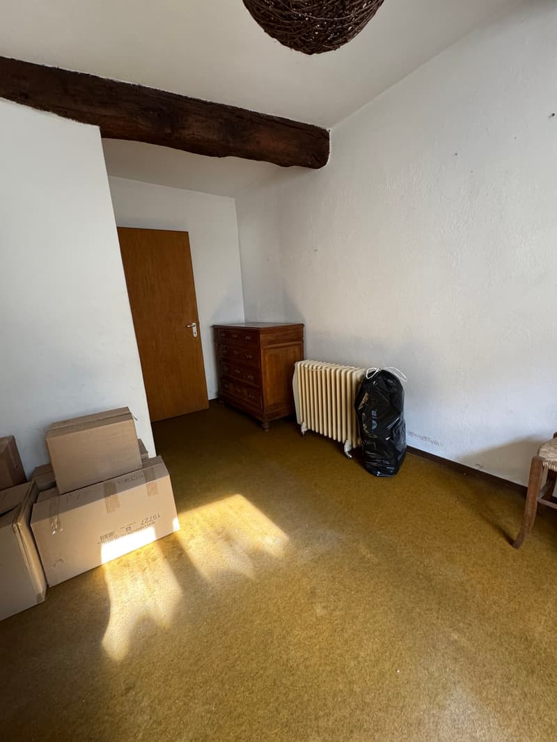 Casa di nucleo con 2 appartamenti e 18 locali a Vernate (29)