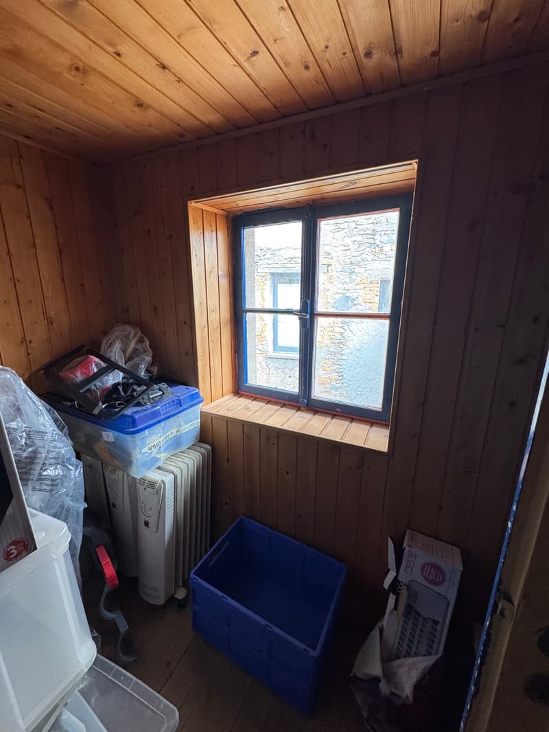 Casa di nucleo con 2 appartamenti e 18 locali a Vernate (7)