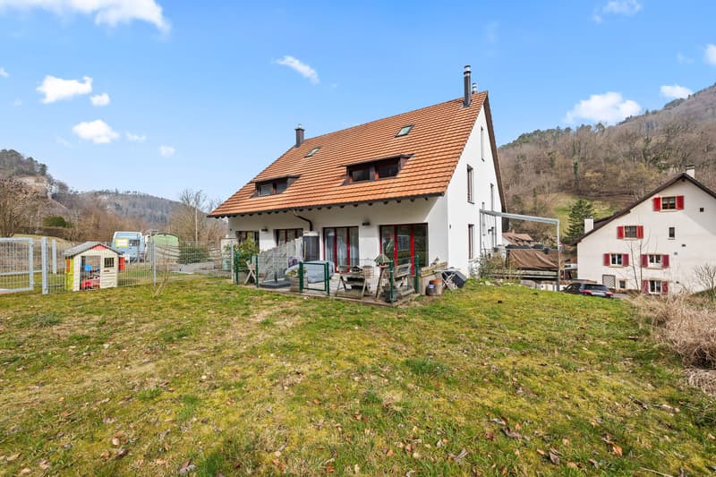 Vivere tranquillamente ai margini del bosco - casa moderna con molta privacy (2)