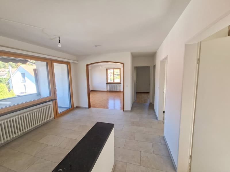 Geräumiges 5.5-Zimmer Einfamilienhaus mit Aussicht in Seewen (6)