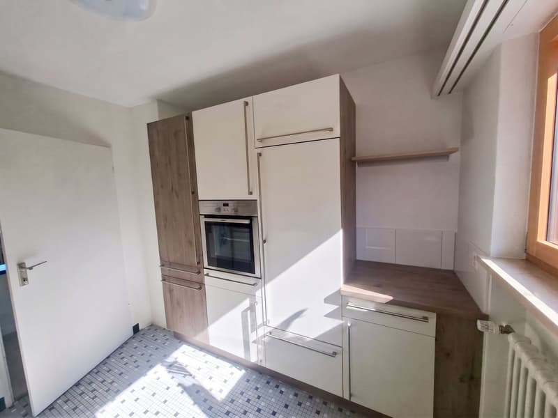 Geräumiges 5.5-Zimmer Einfamilienhaus mit Aussicht in Seewen (9)
