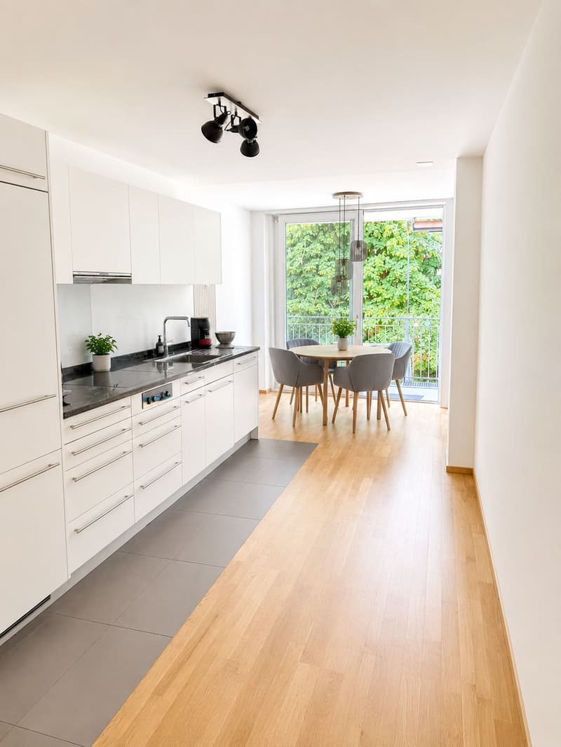 Grosse 2.5 Garten Wohnung in Riehen (2)