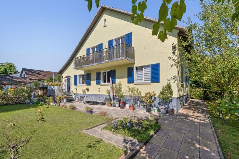 Familienparadies mit Wintergarten und grossem Garten (2)