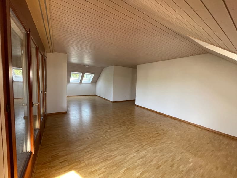 Charming attic apartment in a quiet location with balcony and hobby room (3)