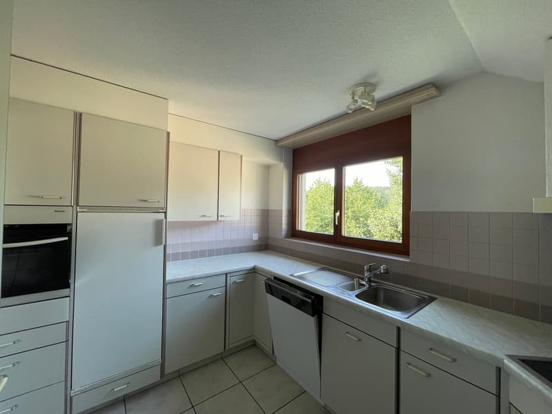 Charming attic apartment in a quiet location with balcony and hobby room (5)