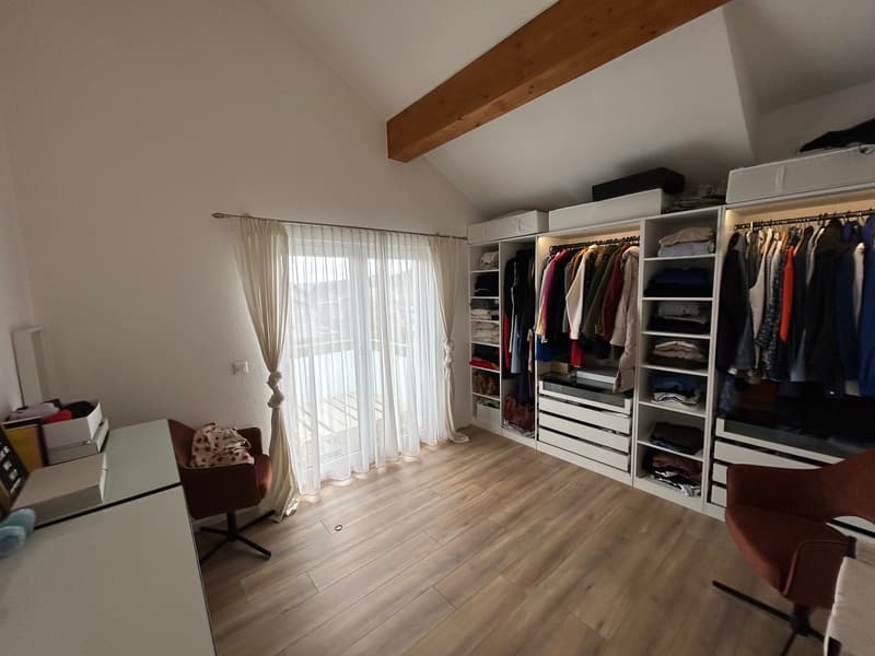 Helle Maisonette-Wohnung mit zwei Balkonen – Mieten mit Kaufoption in Safenwil (6)