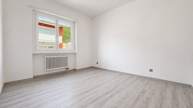 3.5 Locali rinnovato a Lugano con piscina condominiale (5)