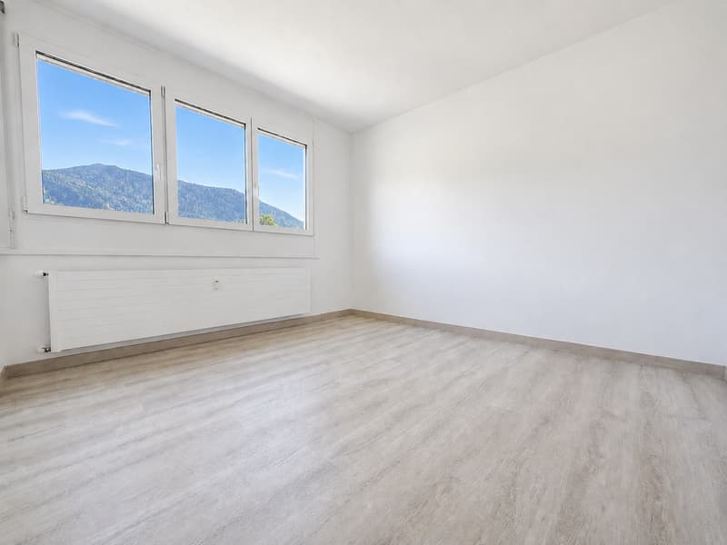 Bis zu 3 Monate kostenlos - Modernes 4.5-Zimmer-Wohnung renoviert in Coldrerio (5)