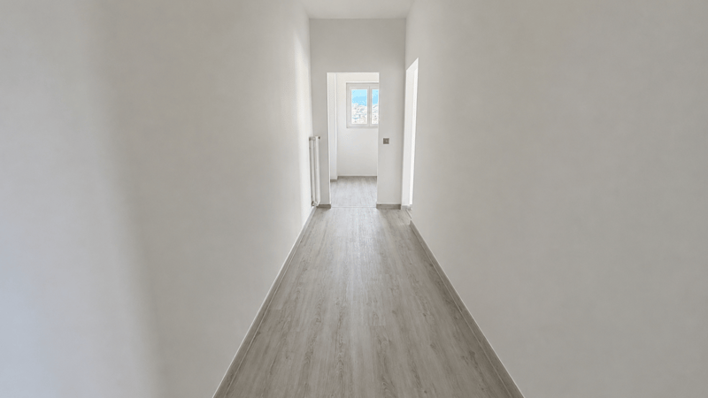 Appartement moderne de 2,5 pièces à Chiasso – situation stratégique (3)