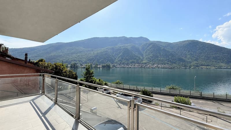Elegante appartamento 4.5 locali con splendida vista lago a Capolago (2)