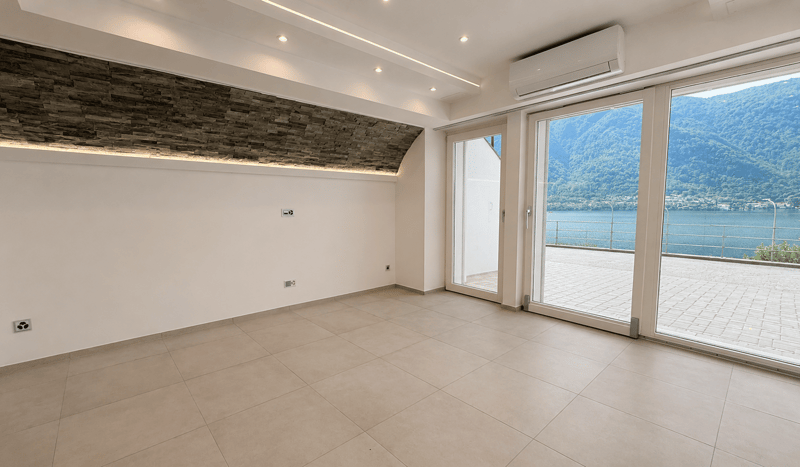 Elegante appartamento 4.5 locali con splendida vista lago a Capolago (1)