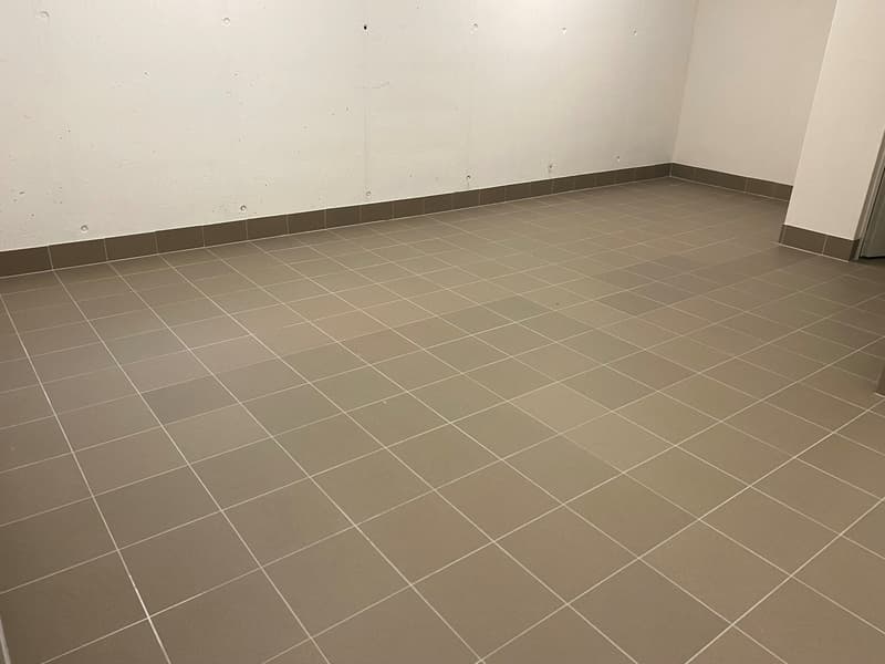 Deposito 25 mq in affitto a Mendrisio – ZONA CENTRALE (2)