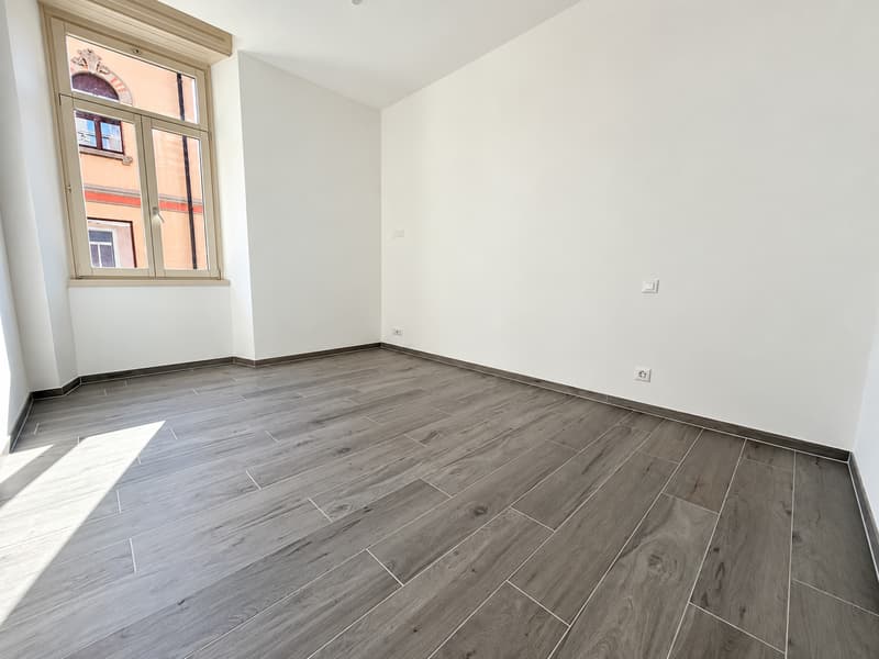 4.5 locali alto standing con giardino privato a Capolago (9)